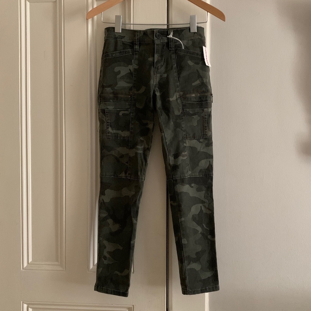 UNIONBAY Junior Girls Green Camouflage Cargo Legging/Pants Size 0